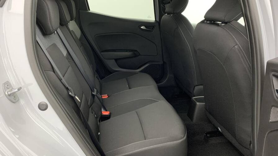 Mandataire Automobile neuf, recherche de Renault Clio-5-blue-dci-100-ch-gsr2-evolution - E-Motors