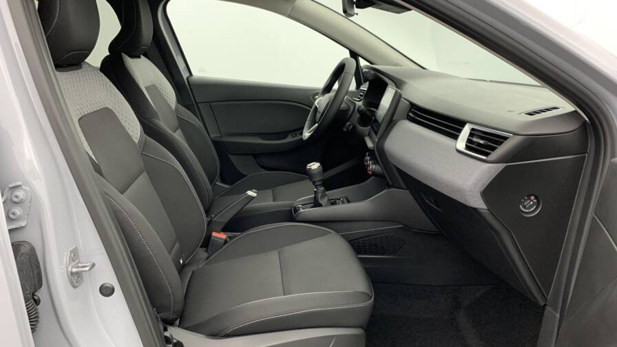 Mandataire Automobile neuf, recherche de Renault Clio-5-blue-dci-100-ch-gsr2-evolution - E-Motors