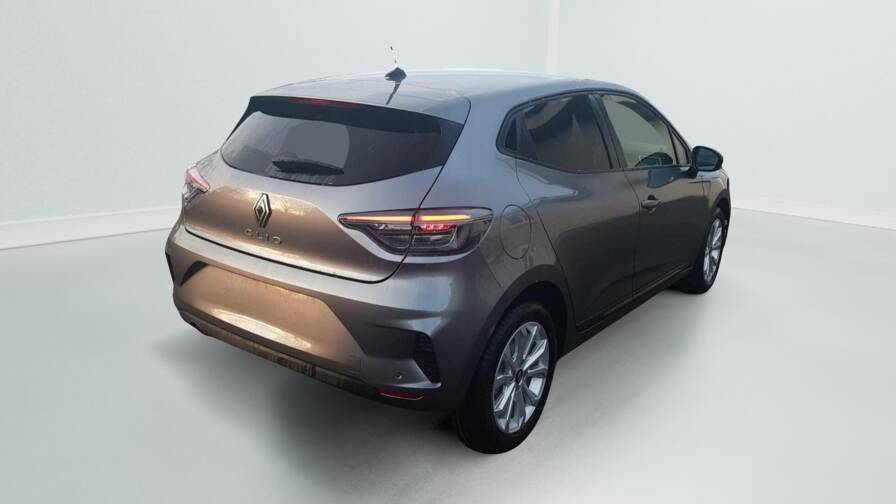 Mandataire Automobile neuf, recherche de Renault Clio-5-blue-dci-100-ch-gsr2-evolution - E-Motors