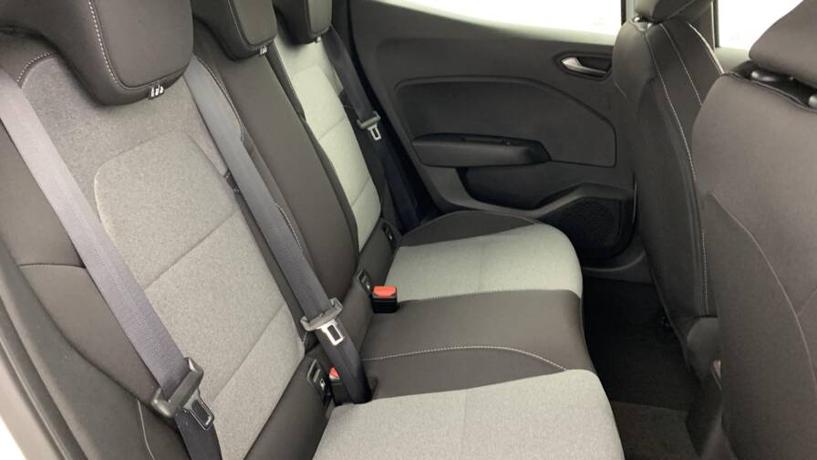 Mandataire Automobile neuf, recherche de Renault Clio-5-tce-90-ch-gsr2-evolution - E-Motors