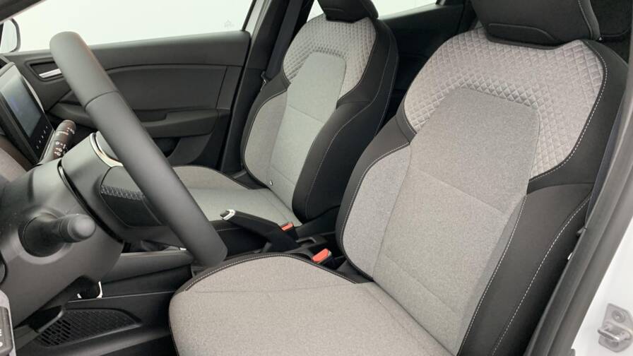 Mandataire Automobile neuf, recherche de Renault Clio-5-tce-90-ch-gsr2-evolution - E-Motors