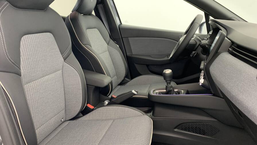 Mandataire Automobile neuf, recherche de Renault Clio-5-tce-90-ch-gsr2-techno - E-Motors