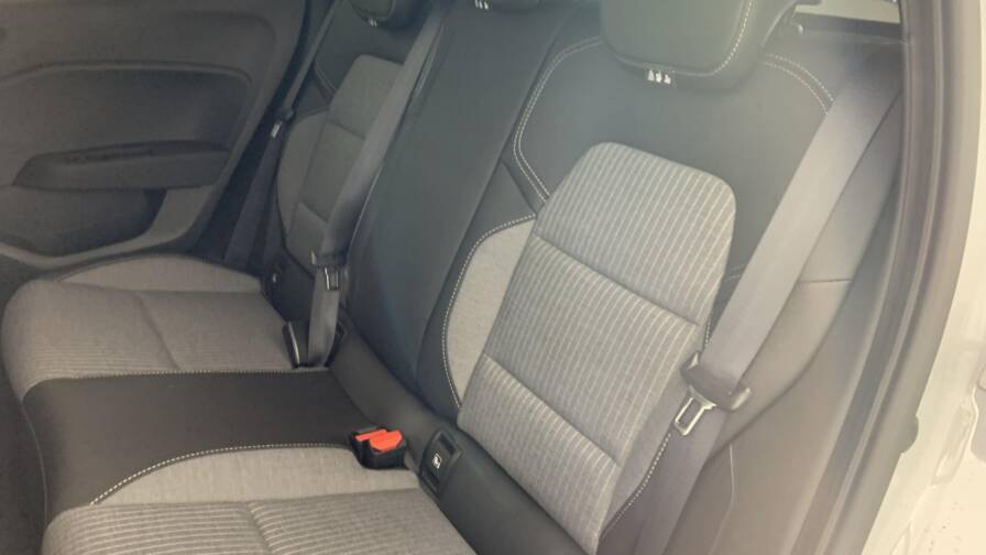 Mandataire Automobile neuf, recherche de Renault Clio-5-tce-90-ch-gsr2-techno - E-Motors