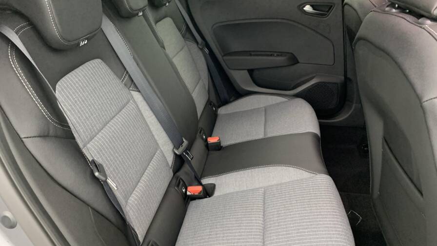 Mandataire Automobile neuf, recherche de Renault Clio-5-tce-90-ch-gsr2-techno - E-Motors