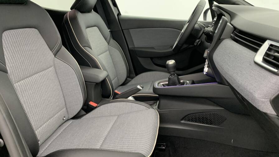 Mandataire Automobile neuf, recherche de Renault Clio-5-tce-90-ch-gsr2-techno - E-Motors