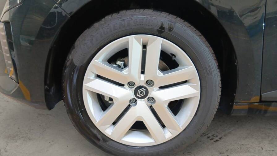 Mandataire Automobile occasion, recherche de Renault Clio-blue-dci-100-ch-gsr2-evolution - E-Motors