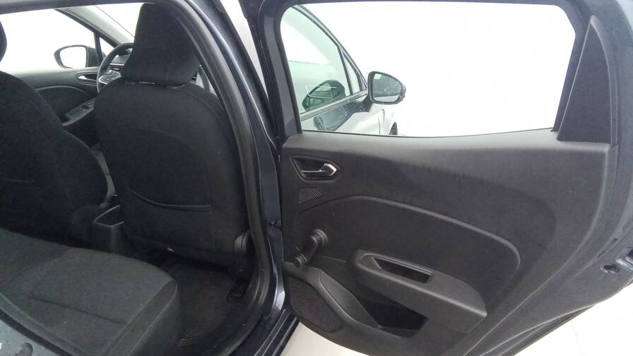 Mandataire Automobile occasion, recherche de Renault Clio-e-tech-140-zen-gps-pdc-ar - E-Motors