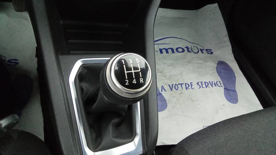 Mandataire Automobile occasion, recherche de Renault Clio-sce-65-zen-plus-gps-plus-pdc-ar - E-Motors