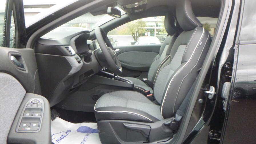 Mandataire Automobile neuf, recherche de Renault Clio-tce-90-x-tronic-techno-plus-pack-hiver - E-Motors