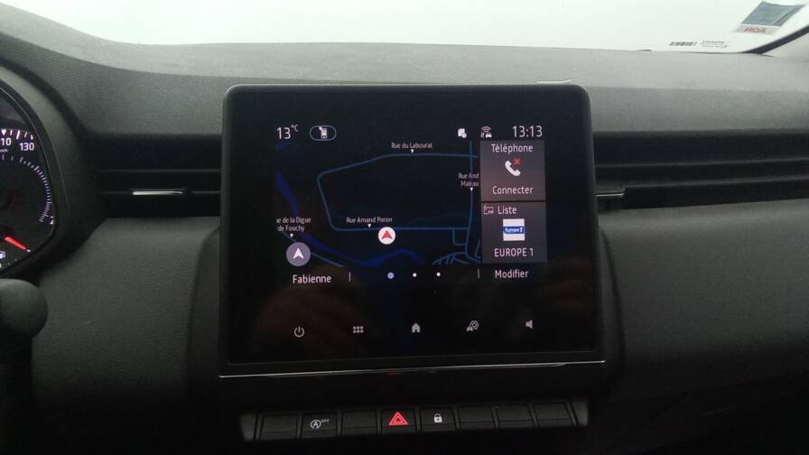 Mandataire Automobile occasion, recherche de Renault Clio-societe-21n-air-nav-plus-pdc-ar - E-Motors