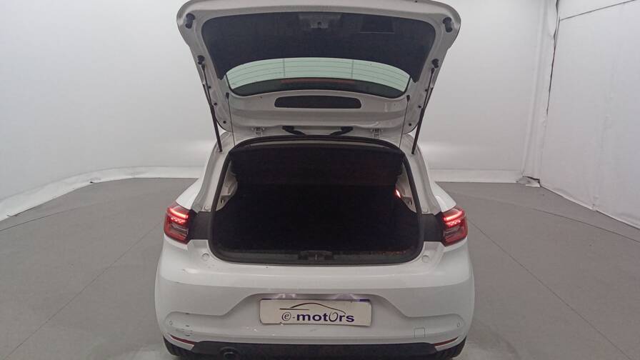 Mandataire Automobile occasion, recherche de Renault Clio-societe-21n-air-nav-plus-pdc-ar - E-Motors