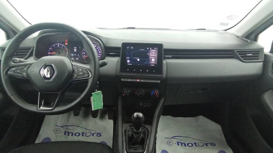 Mandataire Automobile occasion, recherche de Renault Clio-societe-21n-air-nav-plus-pdc-ar - E-Motors