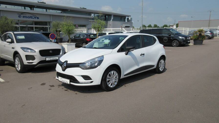 Avis-mandataire-auto-Emotors-Renault-Clio-Life-1-2-16v-75.