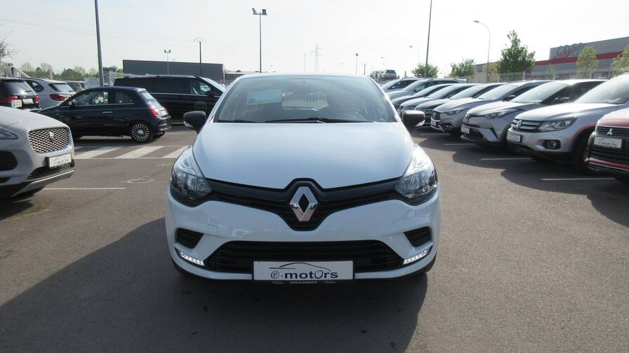 Avis-mandataire-auto-Emotors-Renault-Clio-Trend-tce-75.