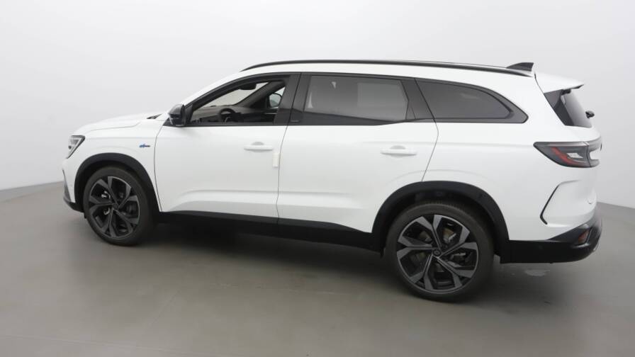 Mandataire Automobile neuf, recherche de Renault Espace-1-2-e-tech-full-hybrid-200ch-esprit-alpine-7-places-25 - E-Motors