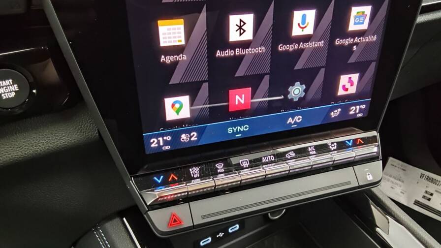 Mandataire Automobile neuf, recherche de Renault Espace-1-2-e-tech-full-hybrid-200ch-esprit-alpine-7-places-25 - E-Motors