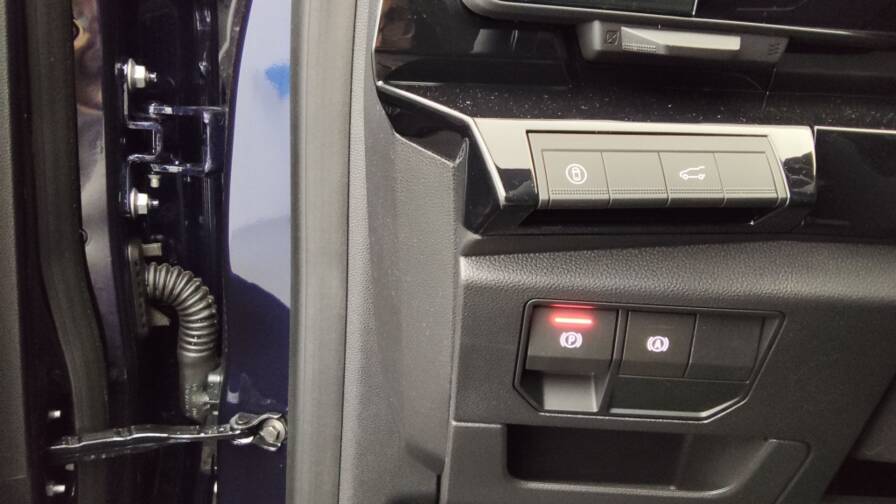 Mandataire Automobile neuf, recherche de Renault Espace-1-2-e-tech-full-hybrid-200ch-esprit-alpine-7-places-25 - E-Motors