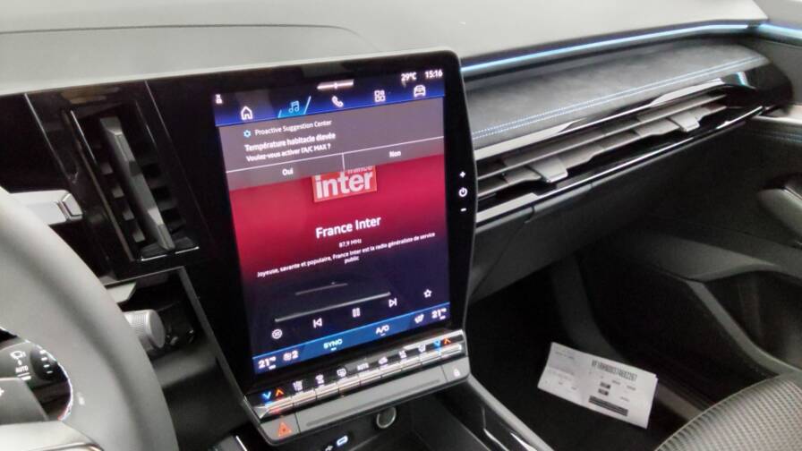 Mandataire Automobile neuf, recherche de Renault Espace-1-2-e-tech-full-hybrid-200ch-esprit-alpine-7-places-25 - E-Motors