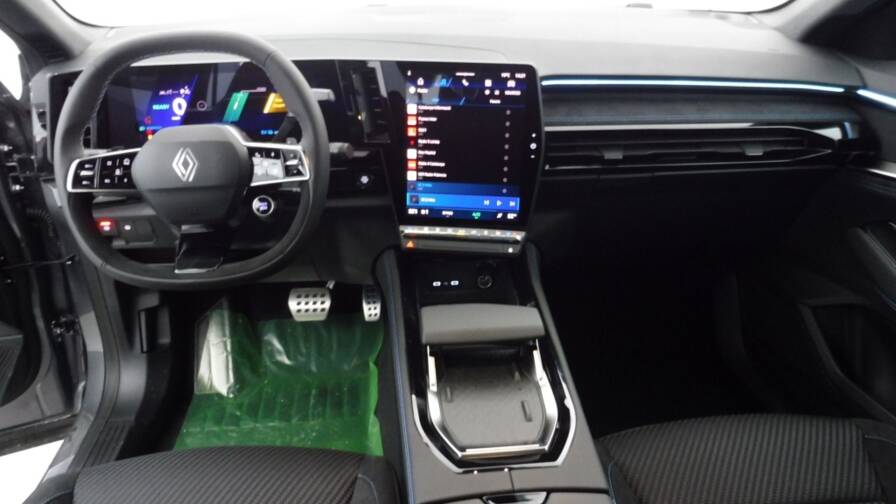 Mandataire Automobile neuf, recherche de Renault Espace-1-2-e-tech-full-hybrid-200ch-esprit-alpine-7-places-25 - E-Motors