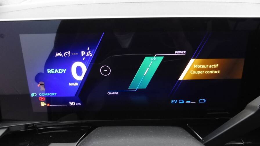 Mandataire Automobile neuf, recherche de Renault Espace-1-2-e-tech-full-hybrid-200ch-esprit-alpine-7-places-25 - E-Motors