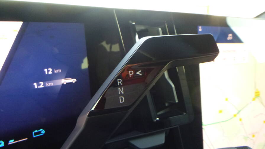 Mandataire Automobile neuf, recherche de Renault Espace-e-tech-full-hybrid-200-iconic-7pl-plus-toit-vitr-plus-hi-fi-harman - E-Motors