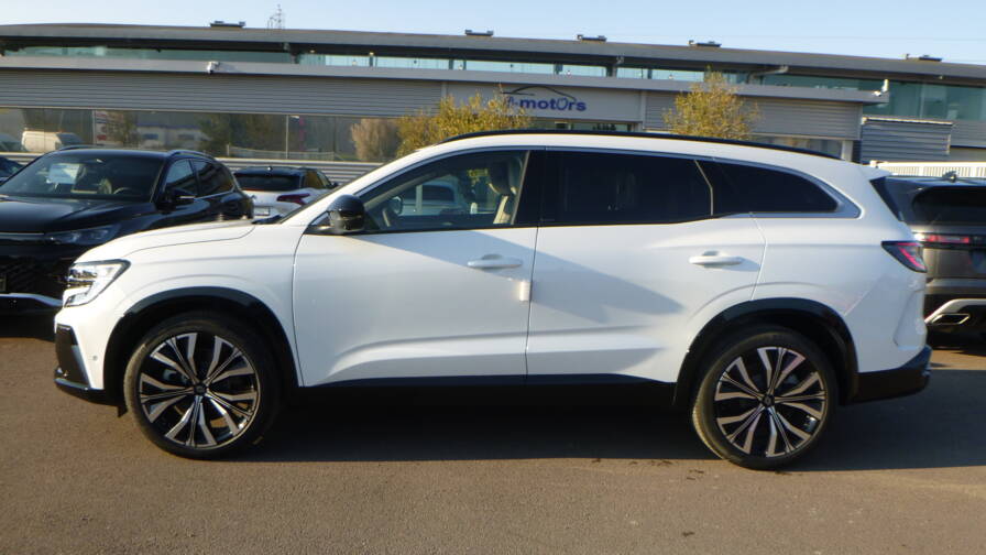 Mandataire Automobile neuf, recherche de Renault Espace-e-tech-full-hybrid-200-iconic-7pl-plus-toit-vitr-plus-hi-fi-harman - E-Motors