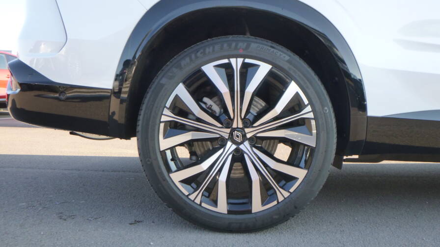 Mandataire Automobile neuf, recherche de Renault Espace-e-tech-full-hybrid-200-iconic-7pl-plus-toit-vitr-plus-hi-fi-harman - E-Motors