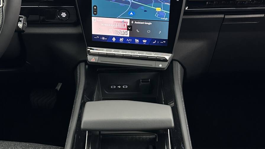 Mandataire Automobile neuf, recherche de Renault Espace-vi-e-tech-full-hybrid-200ch-techno - E-Motors