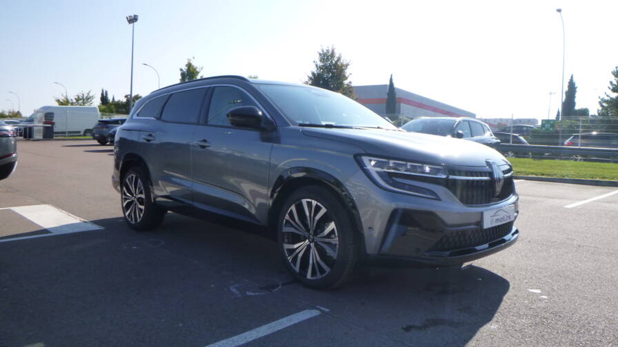 Mandataire Automobile neuf, recherche de Renault Espace-e-tech-full-hybrid-200-iconic-7pl-plus-toit-vitr-plus-hi-fi-harman - E-Motors
