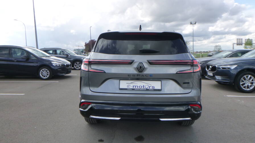 Mandataire Automobile neuf, recherche de Renault Espace-e-tech-full-hybrid-200-iconic-7pl-plus-toit-vitr-plus-hi-fi-harman - E-Motors
