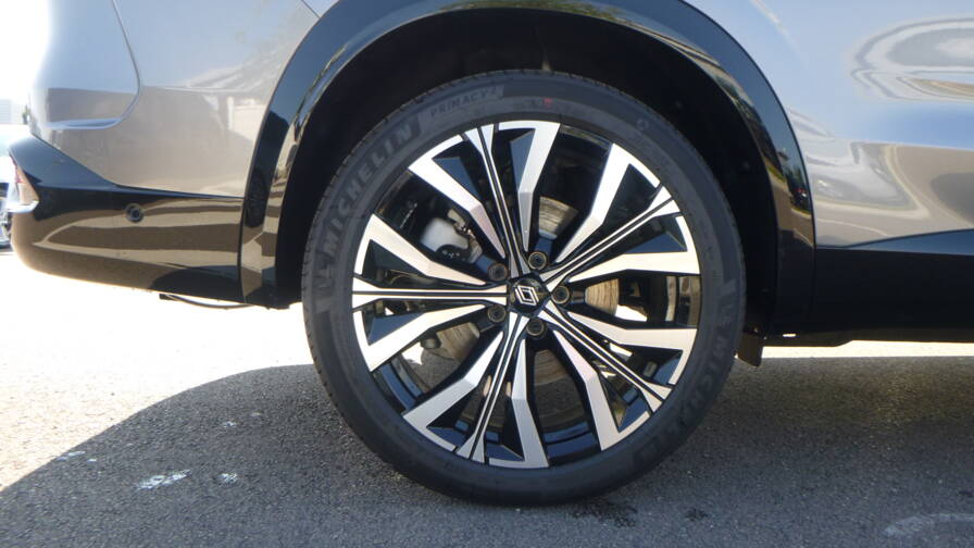 Mandataire Automobile neuf, recherche de Renault Espace-e-tech-full-hybrid-200-iconic-7pl-plus-toit-vitr-plus-hi-fi-harman - E-Motors