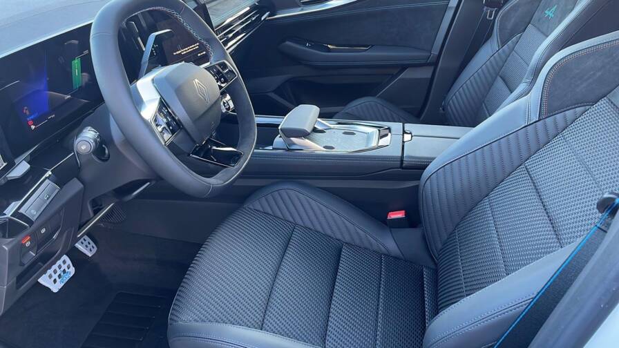 Mandataire Automobile neuf, recherche de Renault Espace-vi-nouveau-full-hybrid-e-tech-200-ch-7pl-esprit-alpine - E-Motors