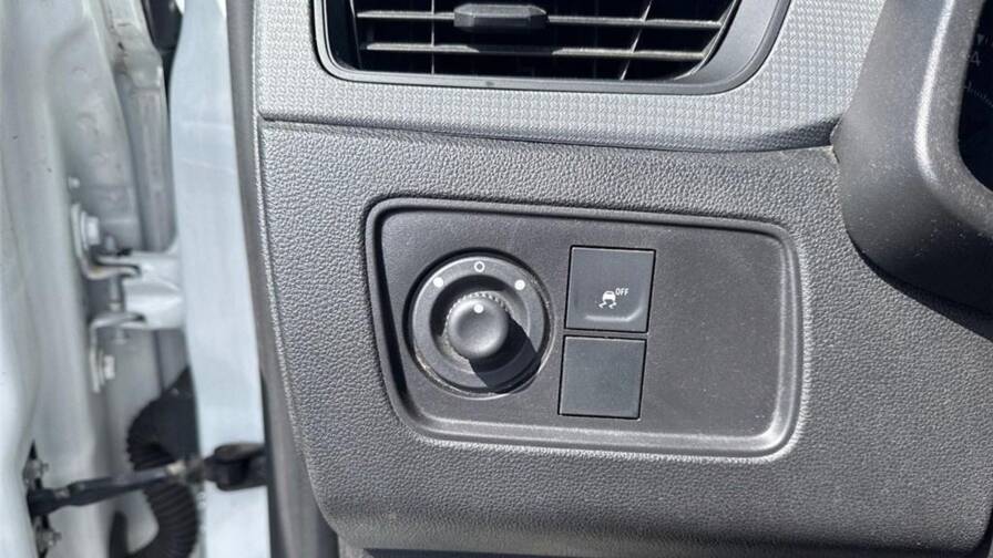 Mandataire Automobile occasion, recherche de Renault Express-ii-blue-dci-75-confort - E-Motors