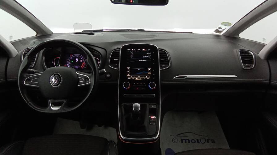Mandataire Automobile occasion, recherche de Renault Grand-scenic-blue-dci-120-intens - E-Motors