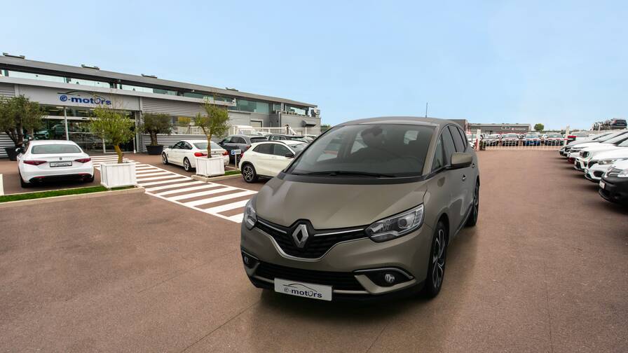 Avis-mandataire-auto-Emotors-Renault-Grand-scenic-Blue-dci-150-intens.