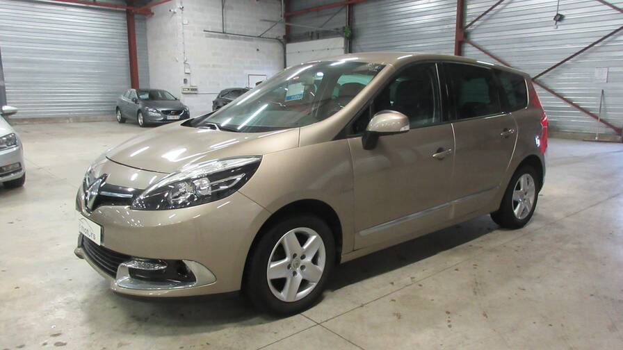 Avis-mandataire-auto-Emotors-Renault-Grand-scenic-Grand-sc-nic-dci-130-energy-7places-plus-gps.