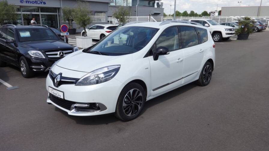 Avis-mandataire-auto-Emotors-Renault-Grand-scenic-Grand-sc-nic-iii-bose-dci-130-energy-7places.