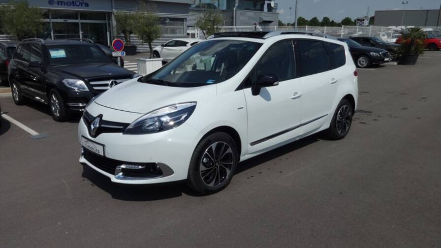 Avis-mandataire-auto-Emotors-Renault-Grand-scenic-Grand-sc-nic-iii-bose-dci-130-energy-7places-plus-toit-vitr-visio.