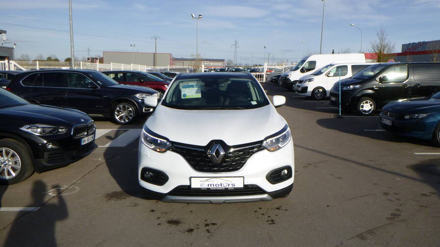 Avis-mandataire-auto-Emotors-Renault-Kadjar-Intens-blue-dci-115-plus-jantes-alliage-19.