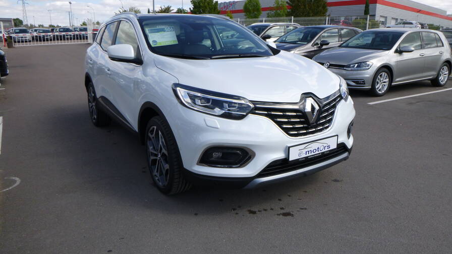 Avis-mandataire-auto-Emotors-Renault-Kadjar-Renault-intens-blue-dci-115-edc-plus-toit-en-verre-fixe-plus-easy-park-assist.