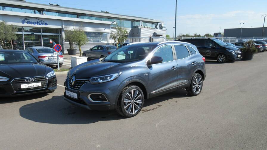 Avis-mandataire-auto-Emotors-Renault-Kadjar-Intens-blue-dci-115-plus-extended-grip.