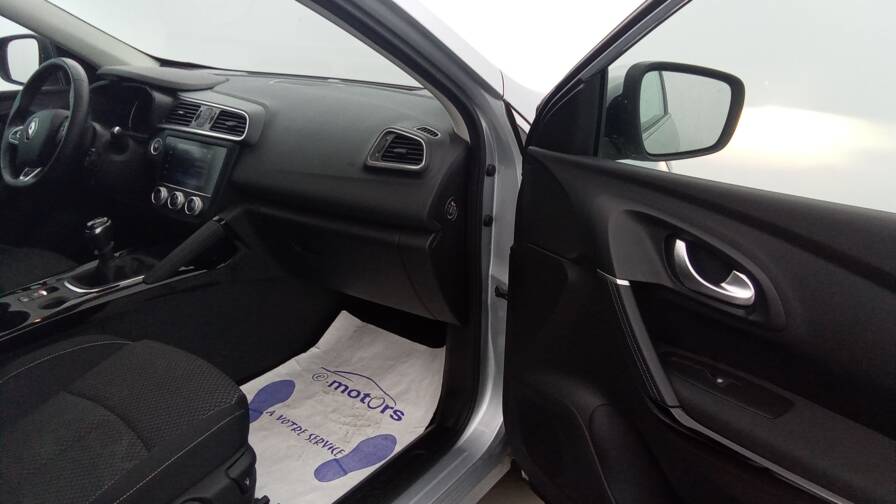 Mandataire Automobile occasion, recherche de Renault Kadjar-blue-dci-115-zen-gps-pdc-ar-av - E-Motors