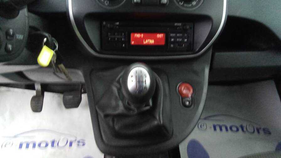 Mandataire Automobile occasion, recherche de Renault Kangoo-express-blue-dci-80-grand-confort-plus-pdc-ar - E-Motors