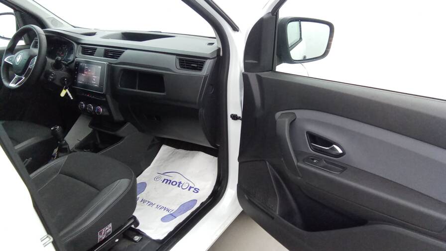 Mandataire Automobile occasion, recherche de Renault Kangoo-van-blue-dci-95-grand-confort-plus-gps-plus-cam-ra - E-Motors