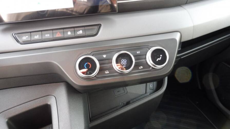 Mandataire Automobile neuf, recherche de Renault Master-f3500-l2h2-2-0-blue-dci-150ch-extra-auto-25 - E-Motors