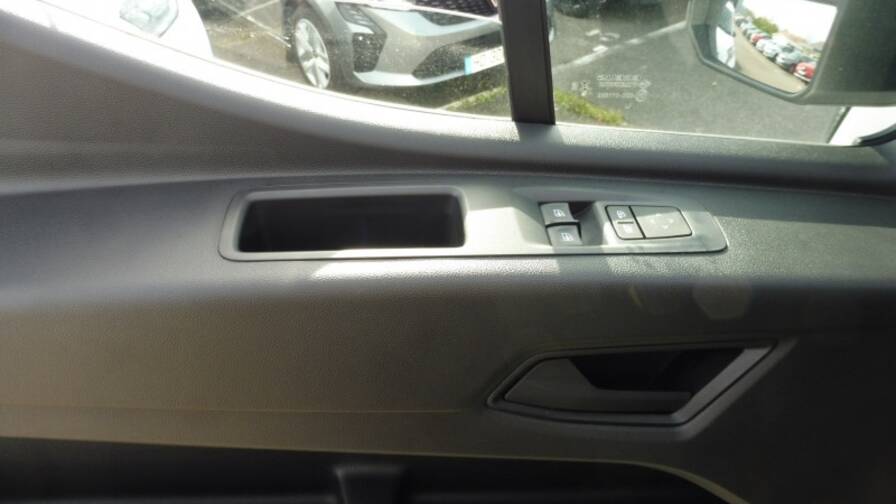 Mandataire Automobile neuf, recherche de Renault Master-f3500-l2h2-2-0-blue-dci-150ch-extra-auto-25 - E-Motors