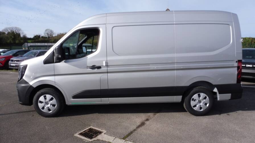 Mandataire Automobile neuf, recherche de Renault Master-f3500-l2h2-2-0-blue-dci-150ch-extra-auto-25 - E-Motors