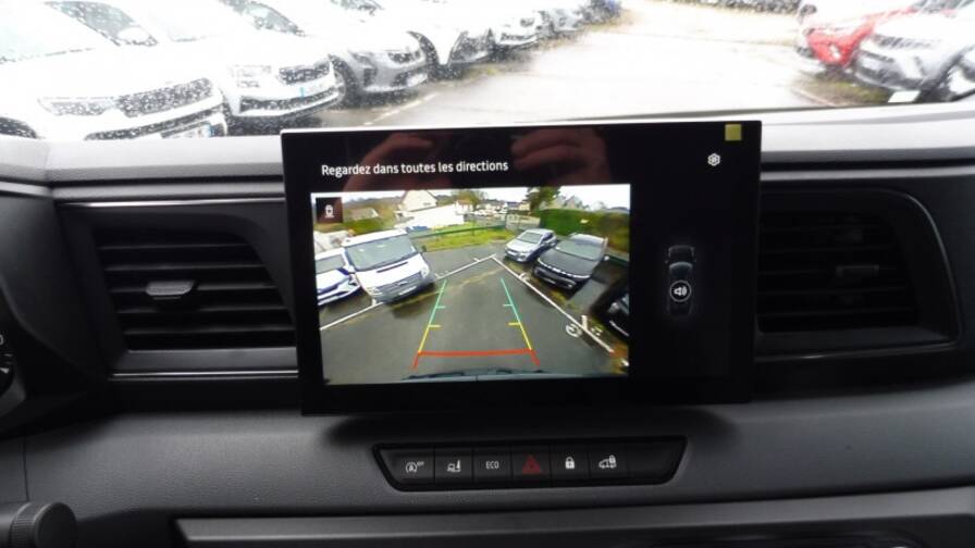 Mandataire Automobile neuf, recherche de Renault Master-f3500-l2h2-2-0-blue-dci-150ch-extra-auto-25 - E-Motors