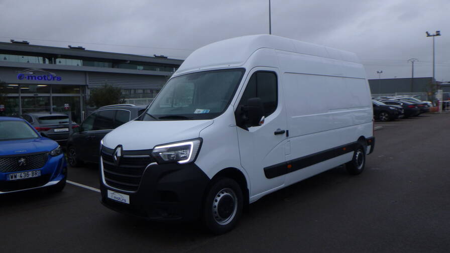 Avis-mandataire-auto-Emotors-Renault-Master-fourgon-Confort-3-5t-l3h3-bluedci-135.