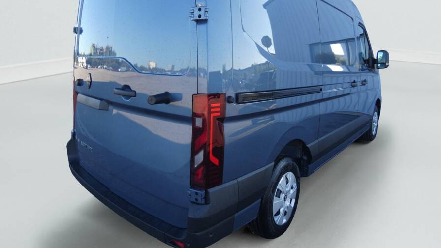 Mandataire Automobile neuf, recherche de Renault Master-fourgon-nouveau-trac-3t5-l2h2-blue-dci-170-extra - E-Motors